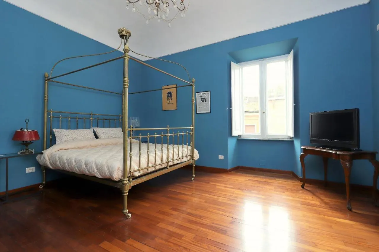 Trevi Grand Blu Suite B&B Roma Italia